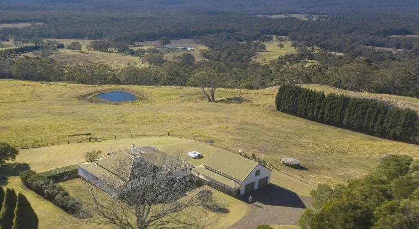Cloudhill - magnificent rural views to Sydney - Image 1