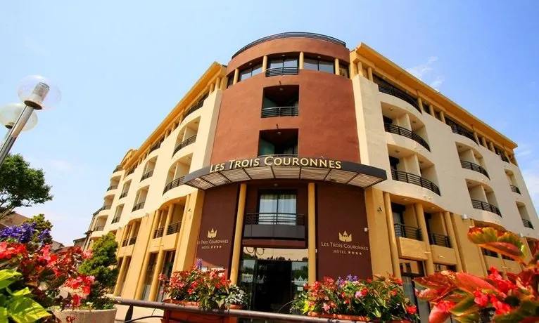 Hôtel des Trois Couronnes à Carcassonne - Image 1