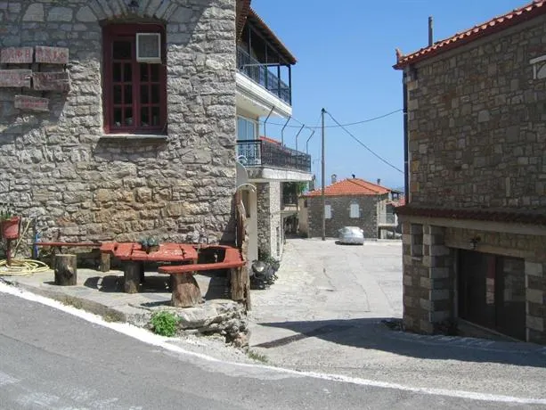 Guesthouse Electra and jean xceron - Image 1