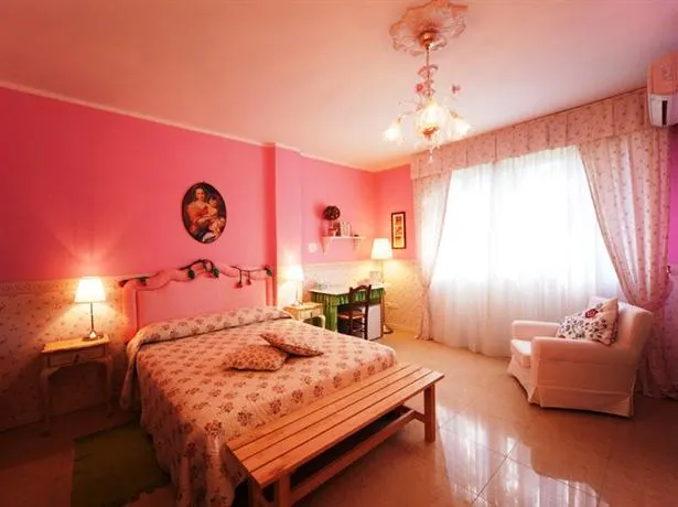 Bed And Breakfast Rose E Merletti - Image 1