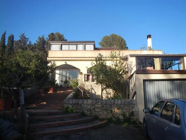 Attico Doris - Image 1