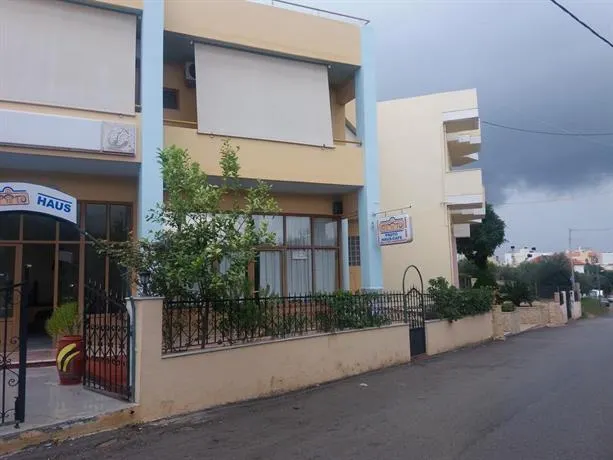 Proto House Apartments - Image 1