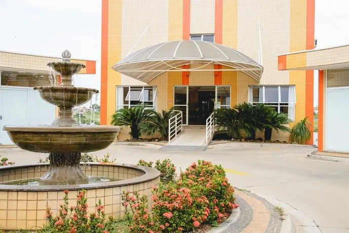 Robusti Plazza Hotel - Image 1