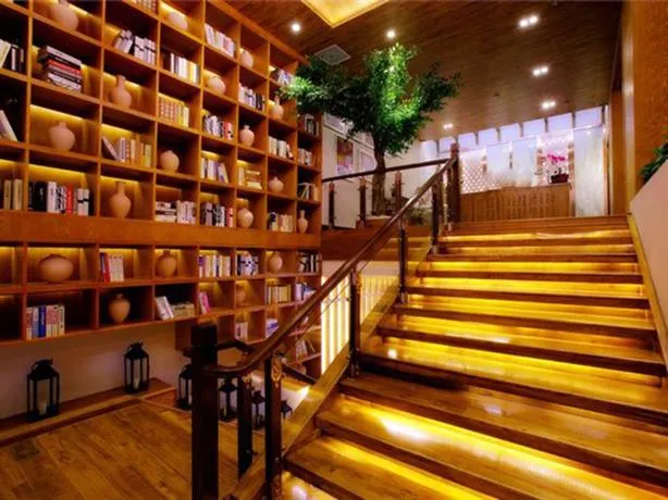 Zhengzhou Qianna Hotel - Image 1