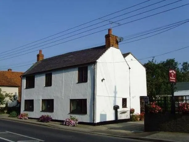 Taphall Bed And Breakfast - Image 1