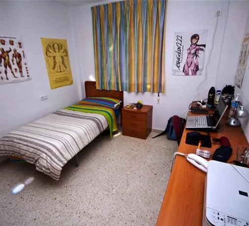 Residencia Universitaria Balcón del Romeral - Image 1