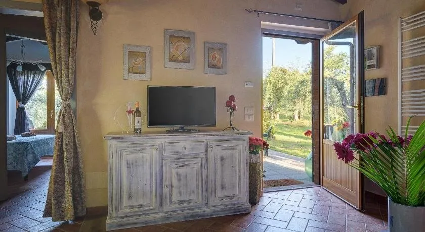 Tuscan Roots - Image 1
