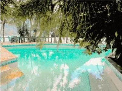 Hotel Pierre - Image 1
