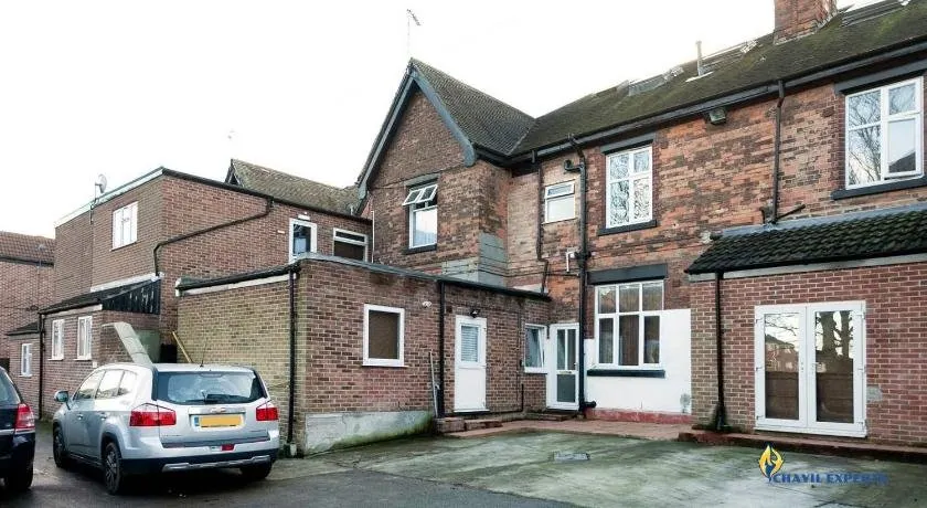 Gabriella Aprt, 3 Bedroom, Parking, City Centre - Image 1