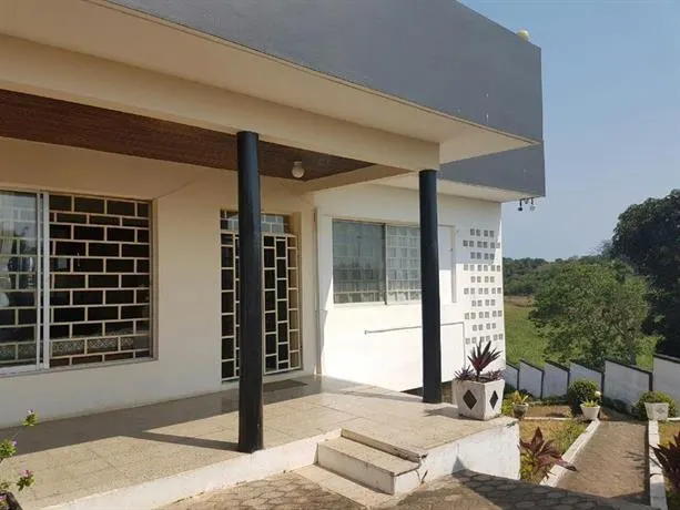 Ewurafio Guesthouse - Image 1