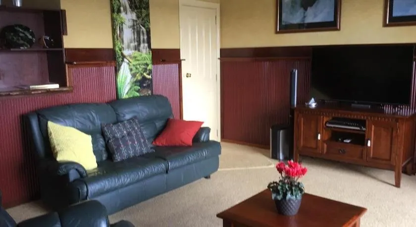 Murrayview Guest House - Image 1