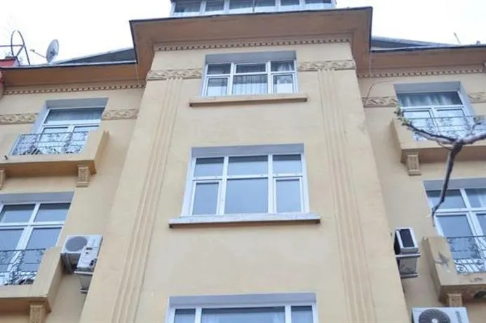 Rota 2nd Floor guesthouse - Image 1