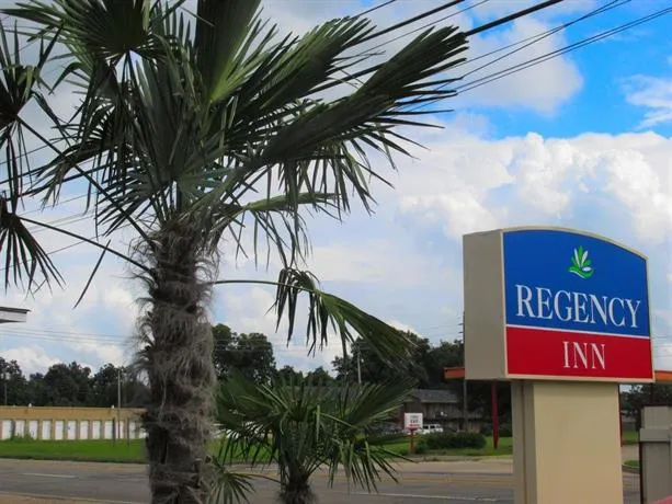 Regency Inn - Image 1