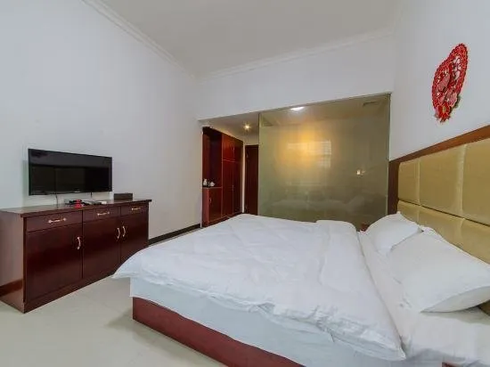 Towo Holiday Hotel (Miluo Dajing Lake) - Image 1