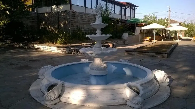 Hotel Bor - Image 1