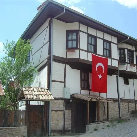 Haci Sakirler Konagi - Image 1