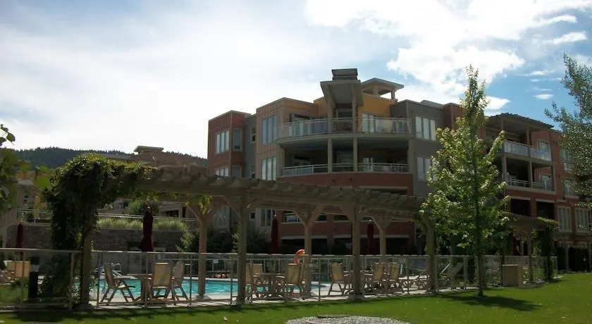 Strand Lakeside Resort by Okanagan Valley Rentals - Image 1