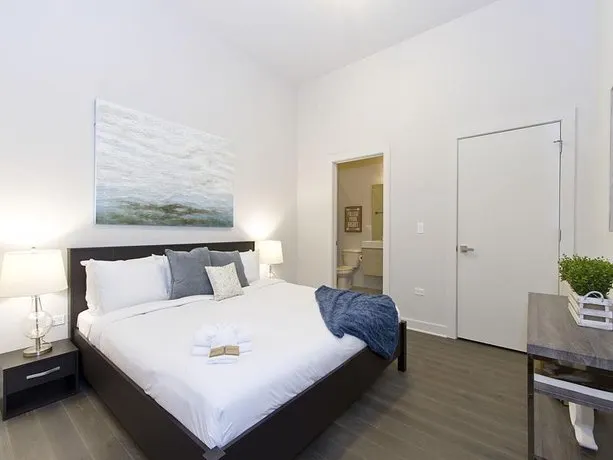 Bright 2BR in Bucktown by Sonder - Image 1