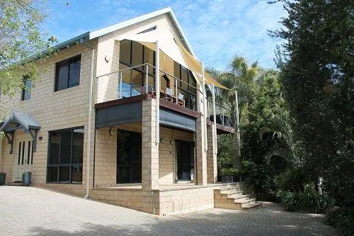 Swanriver Applecross Shortstays - Image 1