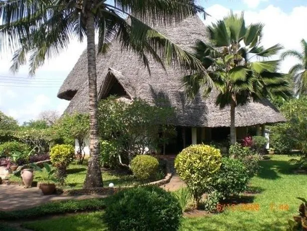 Villa SOLEIL Pool Resort, Galu Beach - Image 1