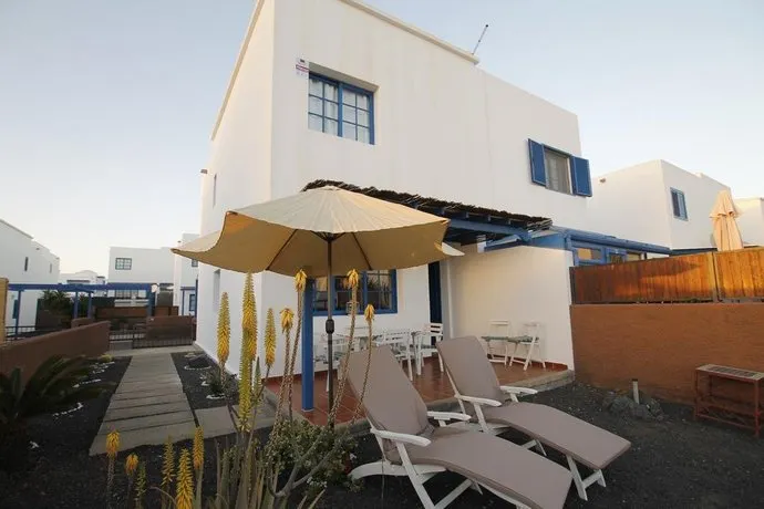 Casa Azul - Image 1