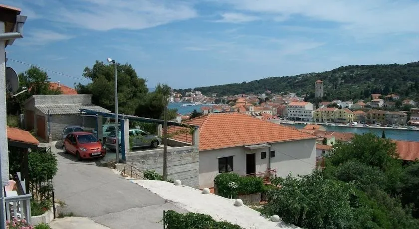 Apartments Luka - Image 1