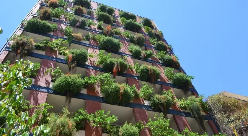Nest 1 Hotel - Image 1