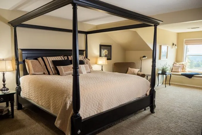 The DreamGiver's Inn - Image 1