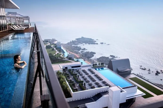 Ananti Hilton Busan - Image 1