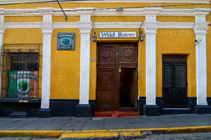 Wild Rover Hostel Arequipa - Image 1
