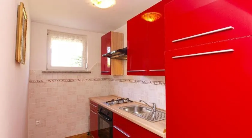 Apartment with pool 1038 - Image 1