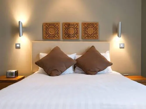 Innkeeper's Lodge Wilmslow, Alderley Edge - Image 1