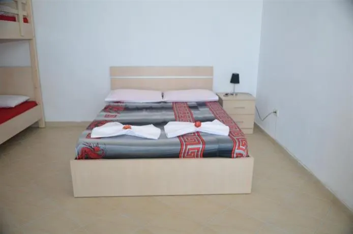 Vila Hadhri Borsh - Image 1