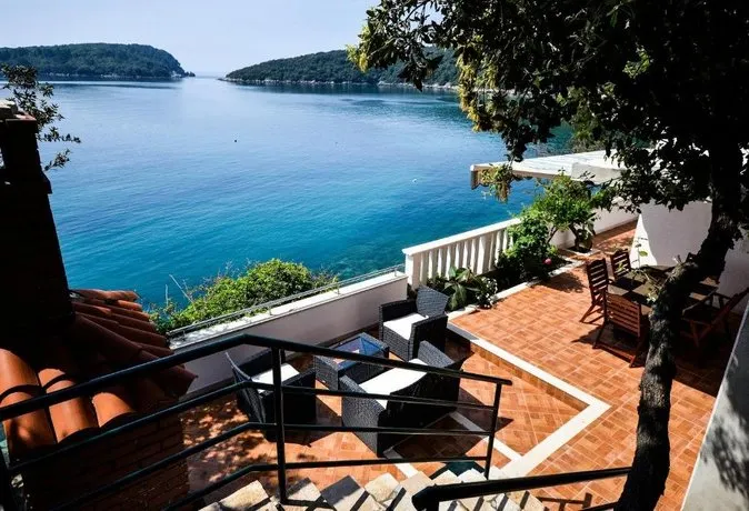 Holiday Home Kate Molunat - Image 1