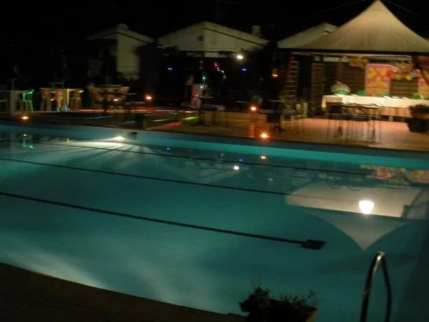 Villaggio Punta Del Lago - Image 1