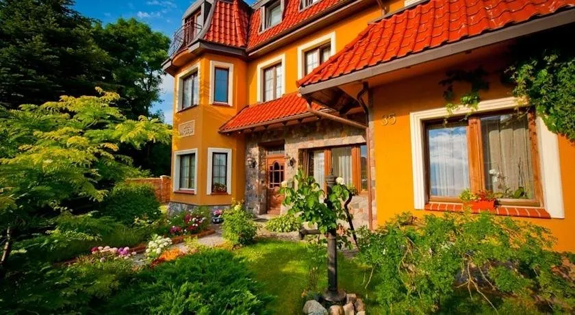 Villa Akacja - Image 1