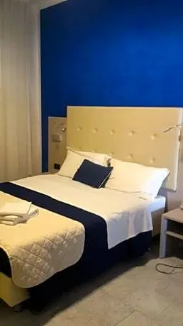 Hotel Saxon - Image 1