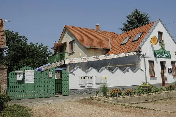 NAPSUGáR VENDéGHáZ - Image 1