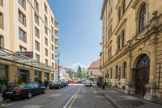 Apartment Fine Dalmatinova - Image 1