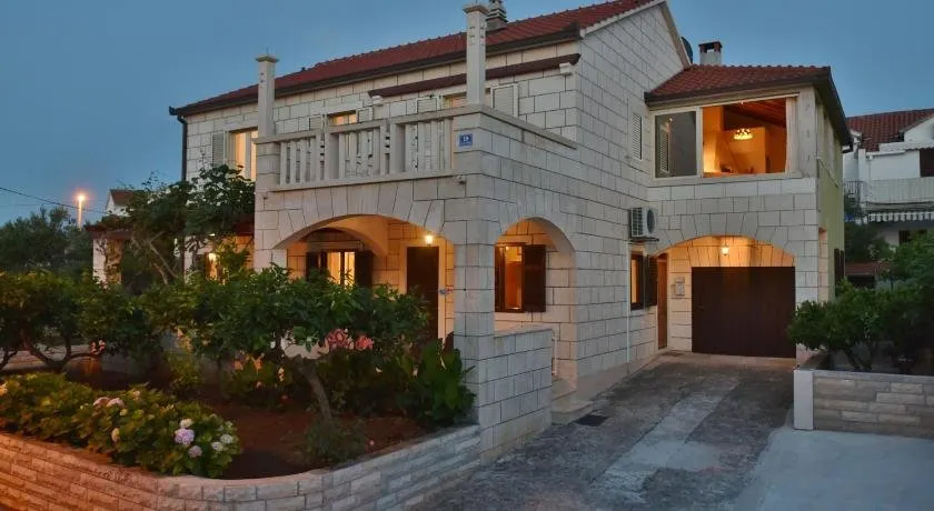 Apartments Ivica - Image 1