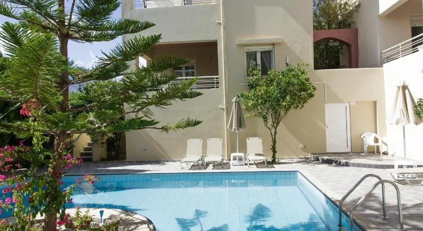 Home Skouloudi - Image 1