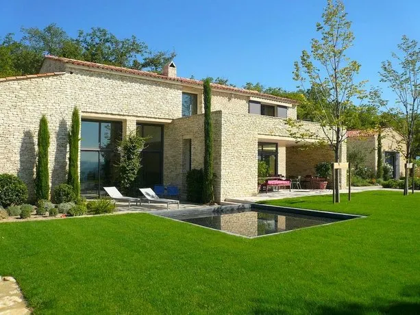 Provence Secrete-Contemporaine a Gordes - Image 1
