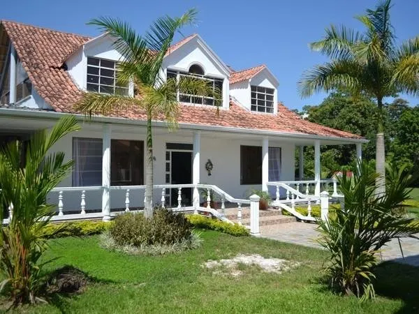 Hotel Portal Campestre - Image 1