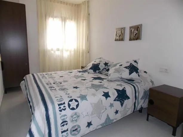 Apartaments Pau Casals - Image 1