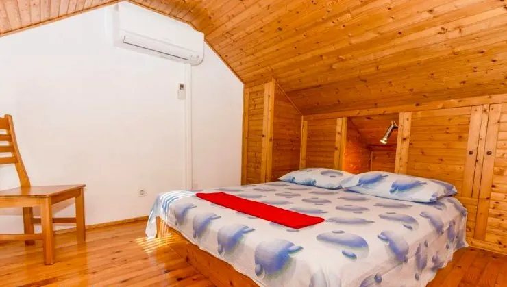 Holiday Home Lemon - Image 1