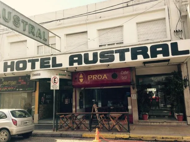 Hotel Austral Tandil - Image 1