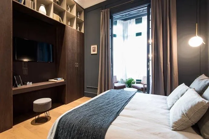 You Stylish Paseo de Gracia Apartments - Image 1