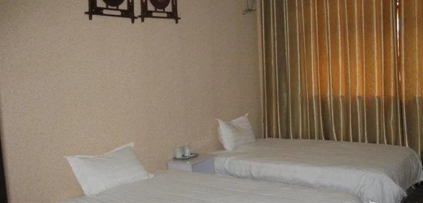 Jinji Express Hotel - Image 1