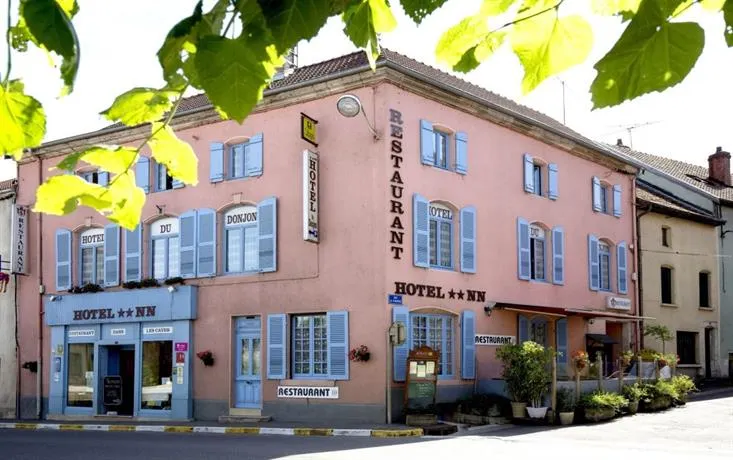 Hôtel Restaurant Le Donjon - Image 1