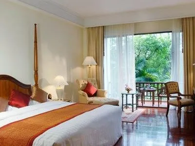 Hotel Royal Victoria - Image 1